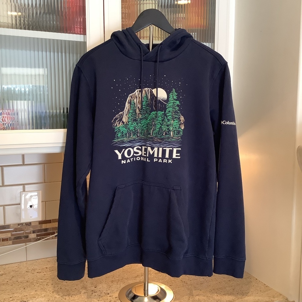 Columbia Dark Blue Hoodie with Yosemite Graphic Size Medium